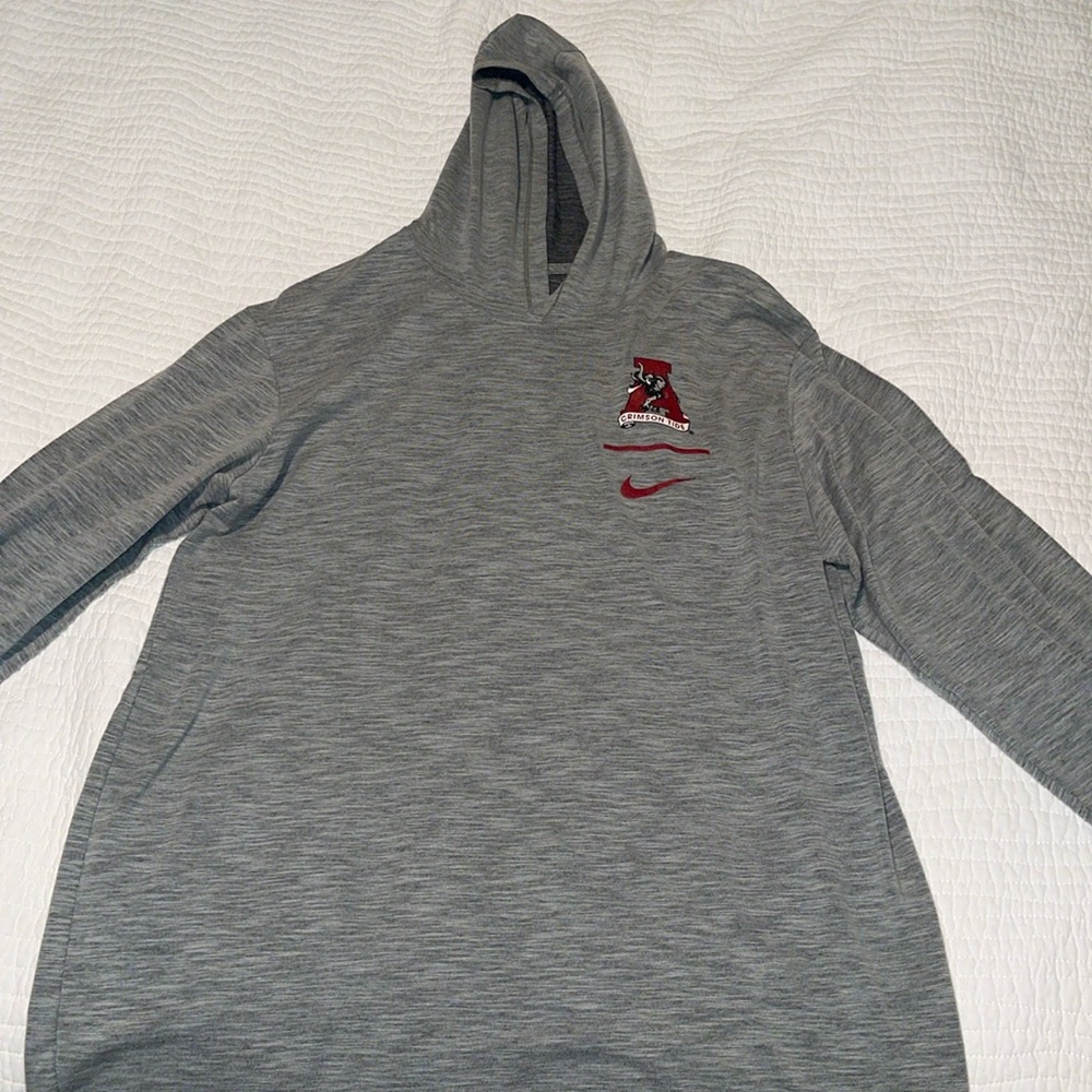 University of Alabama Nike Tee pullover